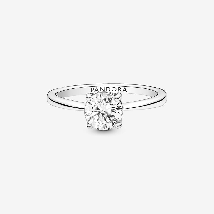 Sparkling Solitaire Ring